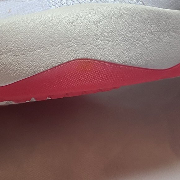 Nike Lebron Soldier XI 11 EP 897644-102  Kay Yow Breast Cancer THINK PINK SZ 17 - Picture 3 of 11